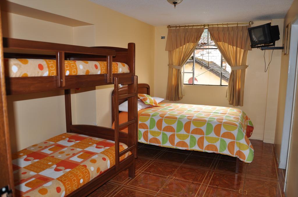 Hotel Amazonia Y Sol بانيوس المظهر الخارجي الصورة